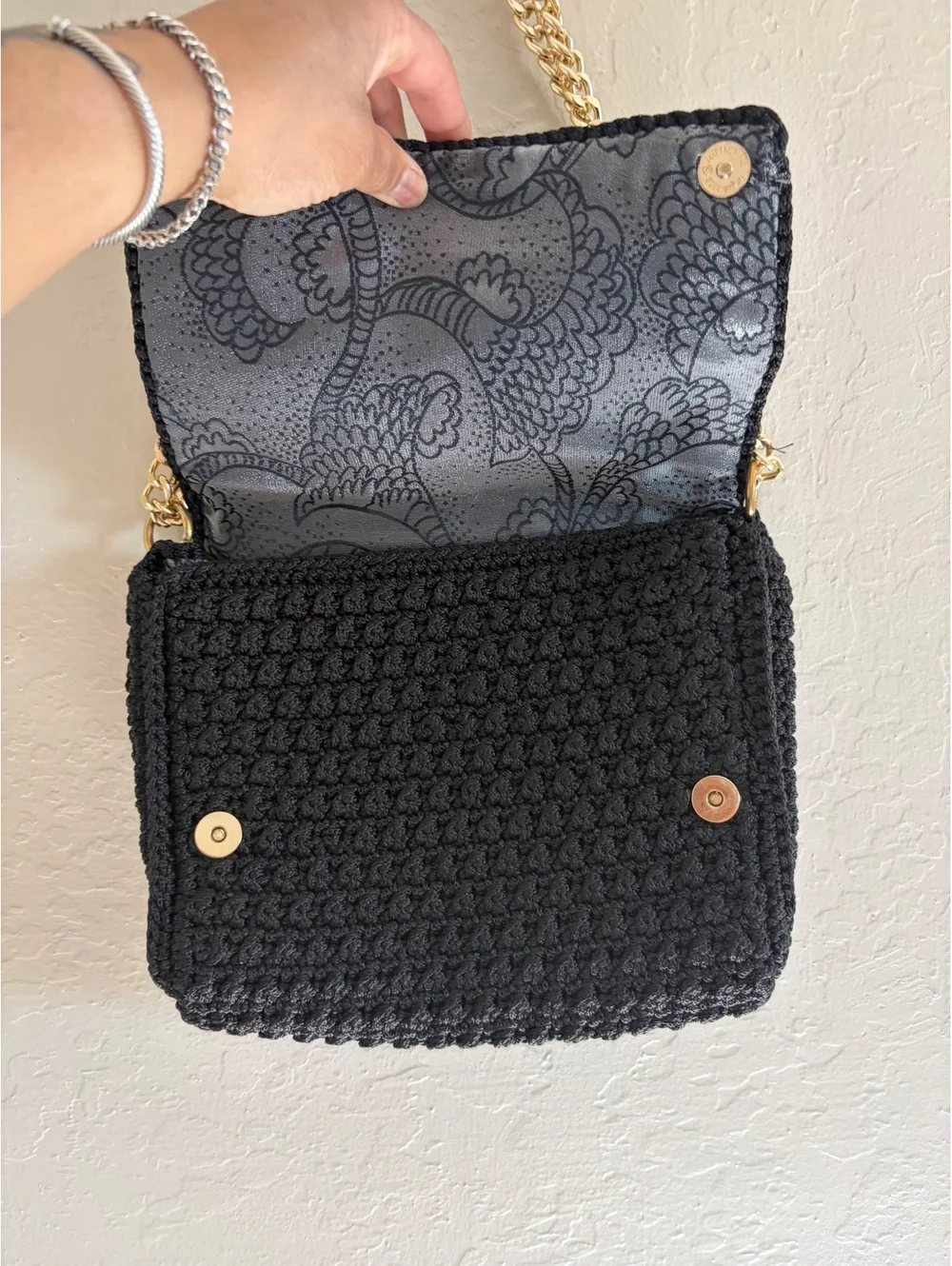 Crochet shoulder bag